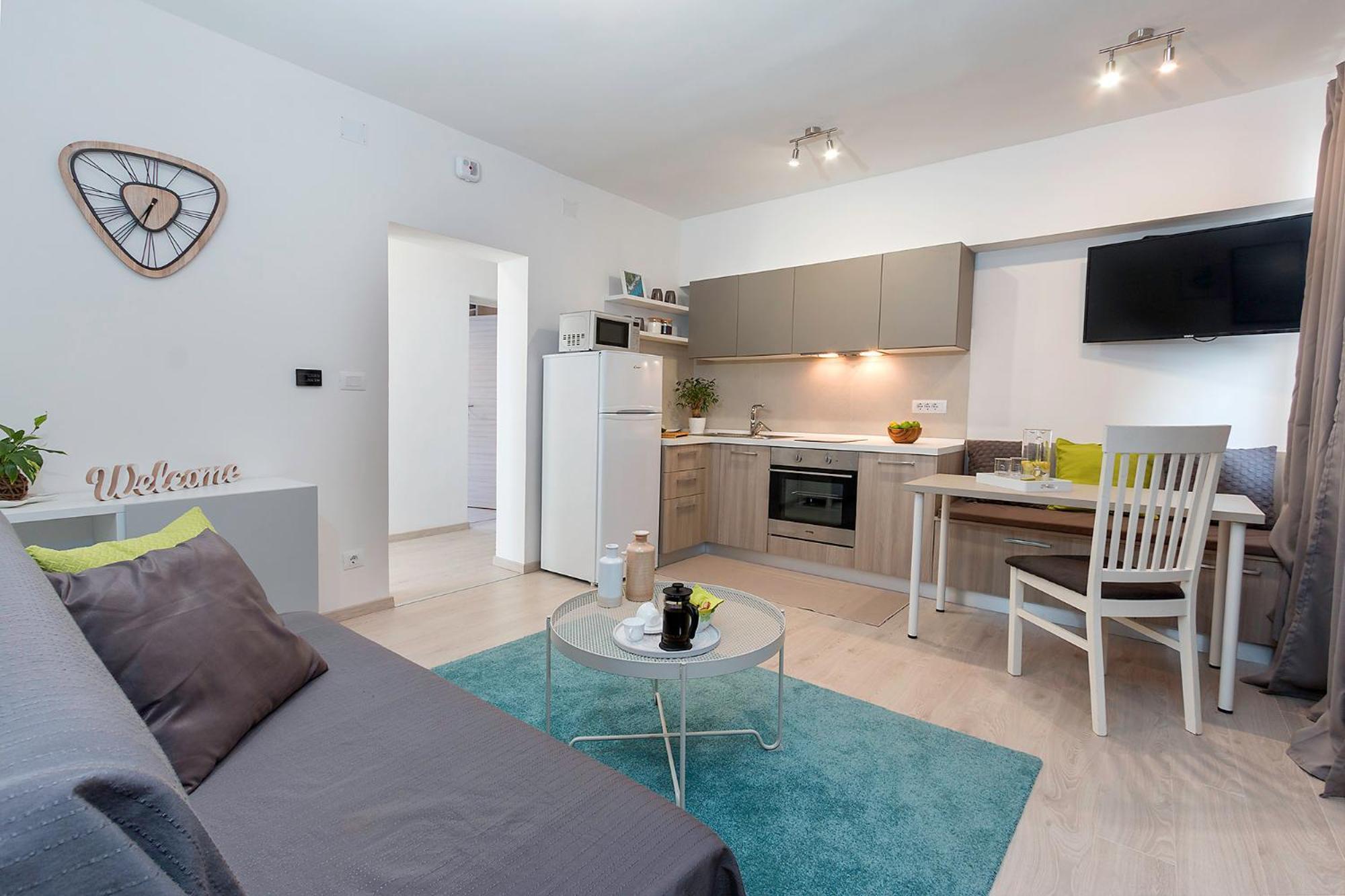 Sunsplash Apartments Пула Экстерьер фото